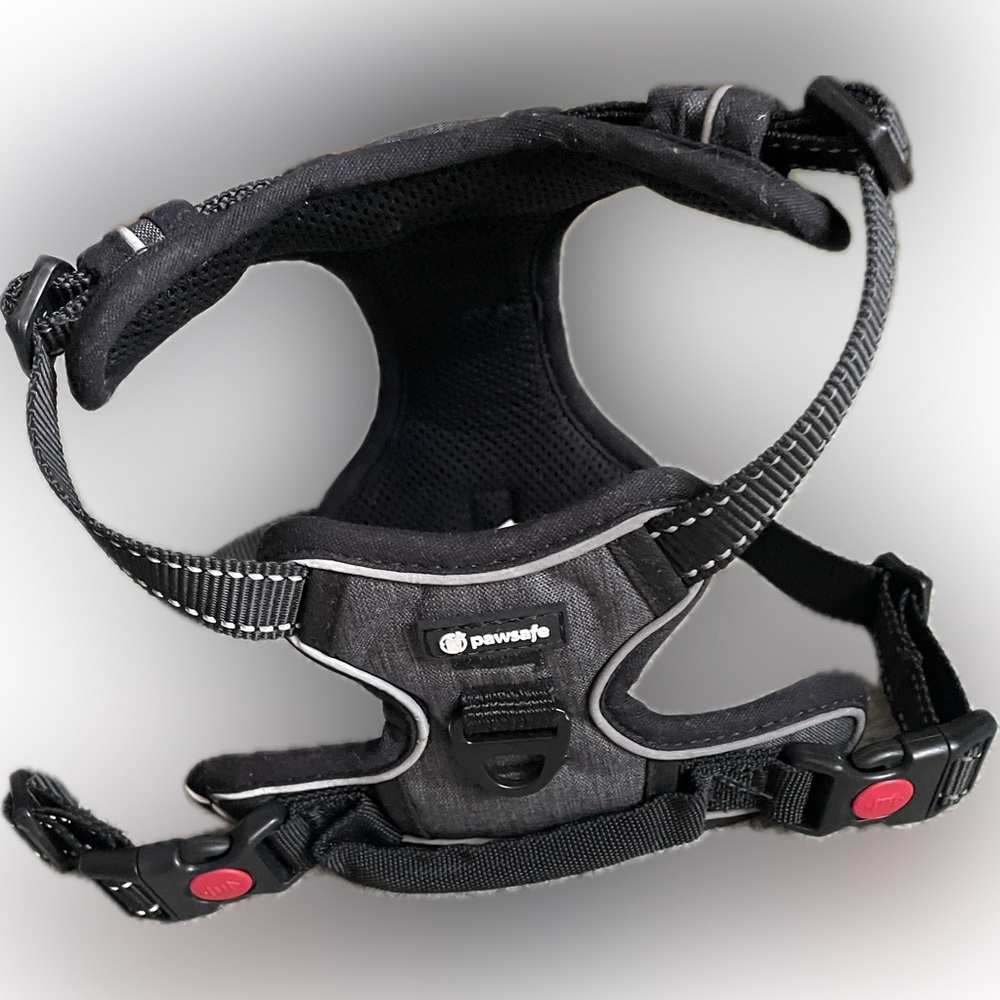 PAWSAFE no pull dog harness, small, adjustable, never used